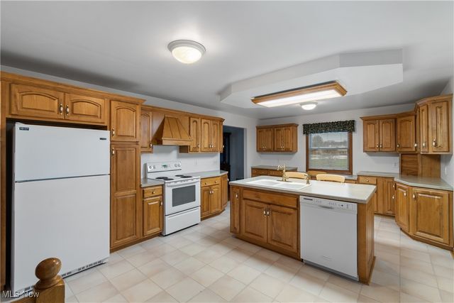 7428 Shadyview Avenue NW, Massillon, OH 44646