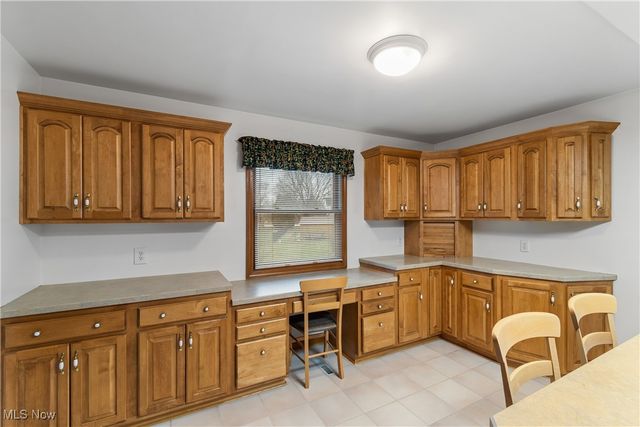 7428 Shadyview Avenue NW, Massillon, OH 44646