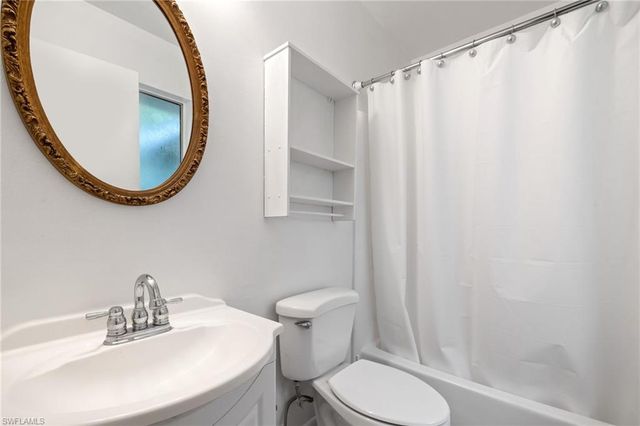 5406 16th PL SW E4, Naples, FL 34116