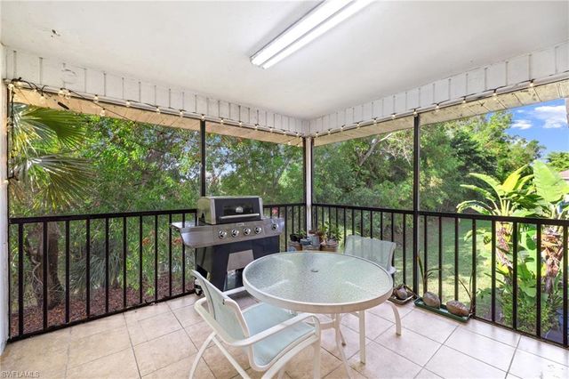 5406 16th PL SW E4, Naples, FL 34116