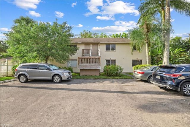5406 16th PL SW E4, Naples, FL 34116