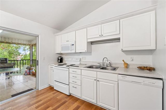5406 16th PL SW E4, Naples, FL 34116