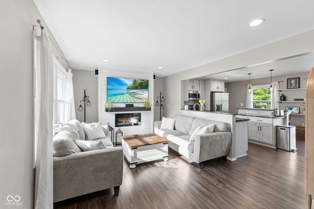 540 N Meridian Road, Greenfield, IN 46140