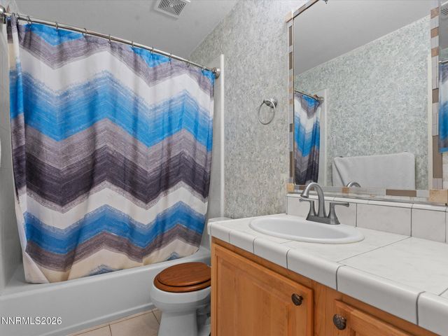 762 Divot Drive, Fernley, NV 89408
