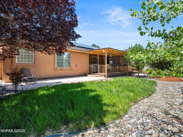 762 Divot Drive, Fernley, NV 89408