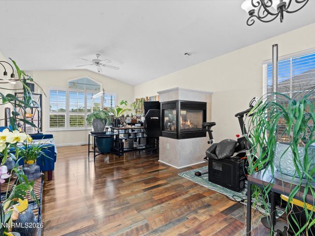 762 Divot Drive, Fernley, NV 89408