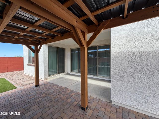 5615 W PASEO Way W, Laveen, AZ 85339