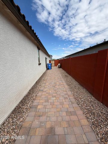 5615 W PASEO Way W, Laveen, AZ 85339