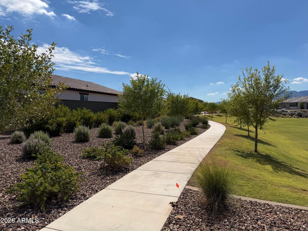 5615 W PASEO Way W, Laveen, AZ 85339 — photo 5