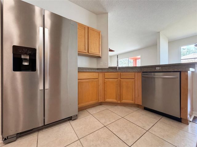 2727 VALENCIA GROVE DRIVE, Valrico, FL 33596