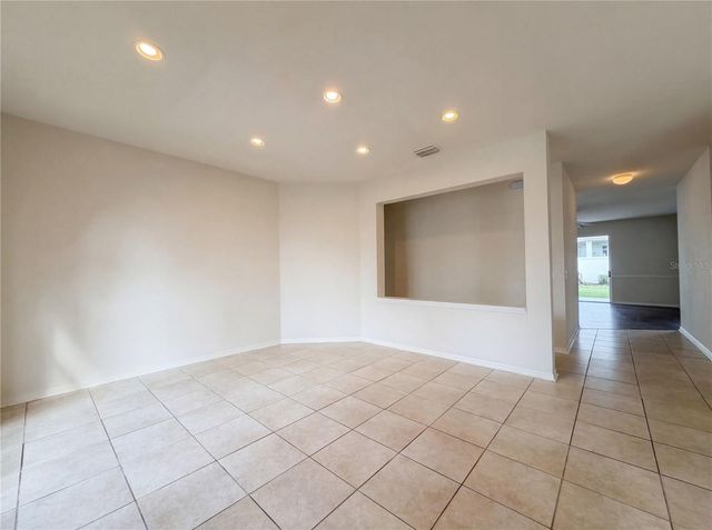 2727 VALENCIA GROVE DRIVE, Valrico, FL 33596