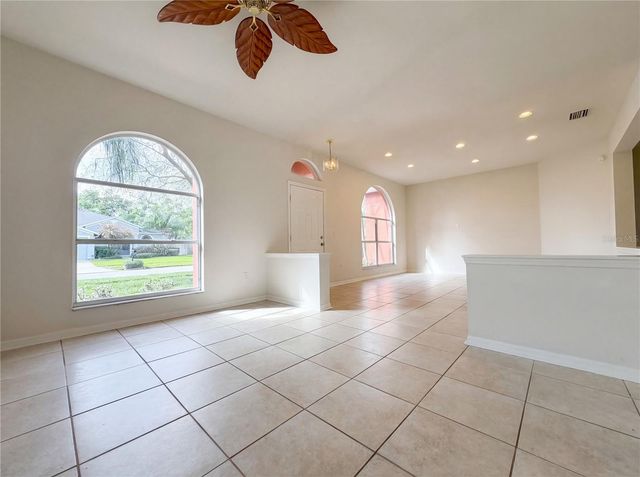 2727 VALENCIA GROVE DRIVE, Valrico, FL 33596