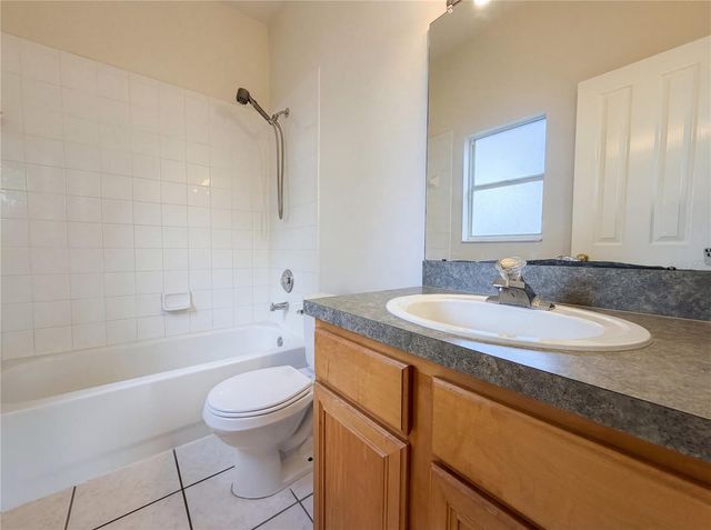 2727 VALENCIA GROVE DRIVE, Valrico, FL 33596