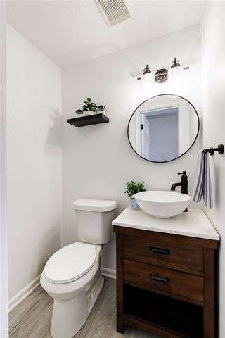 1006 Heritage Park Drive, Webster, NY 14580