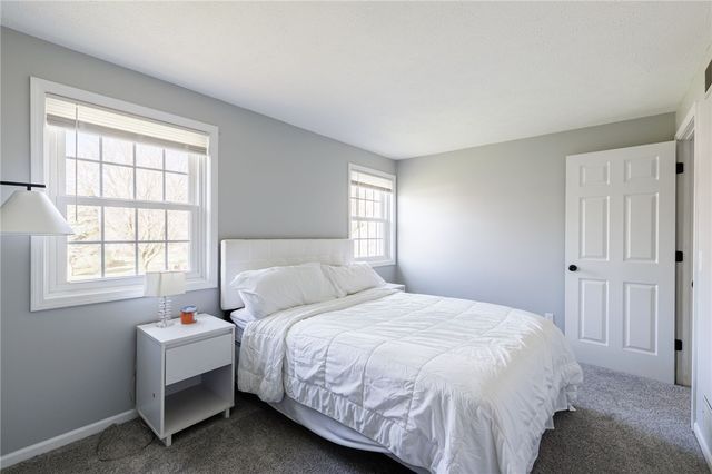 1006 Heritage Park Drive, Webster, NY 14580