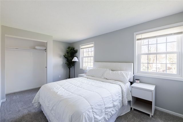 1006 Heritage Park Drive, Webster, NY 14580