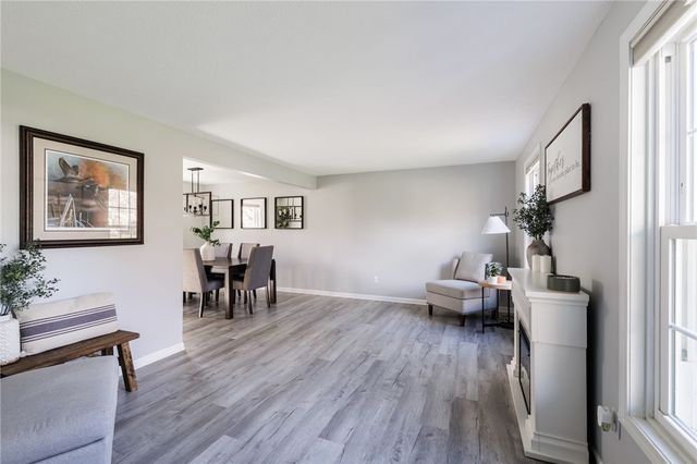 1006 Heritage Park Drive, Webster, NY 14580