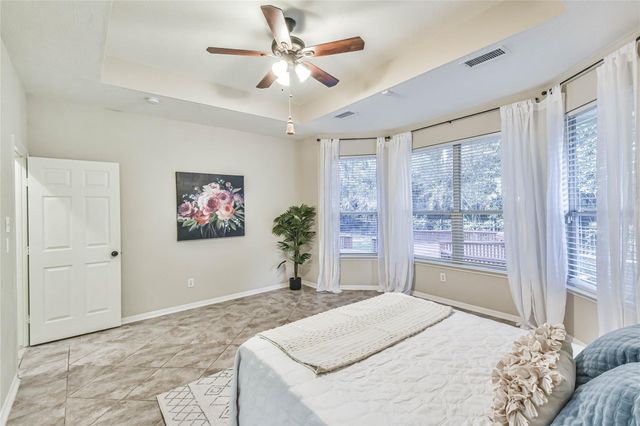 109 N Acacia Park Circle, The Woodlands, TX 77382