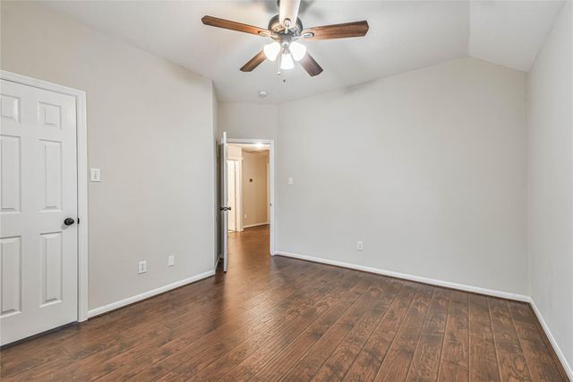 109 N Acacia Park Circle, The Woodlands, TX 77382