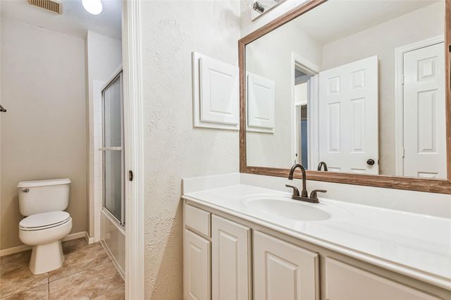 109 N Acacia Park Circle, The Woodlands, TX 77382