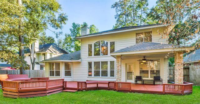 109 N Acacia Park Circle, The Woodlands, TX 77382