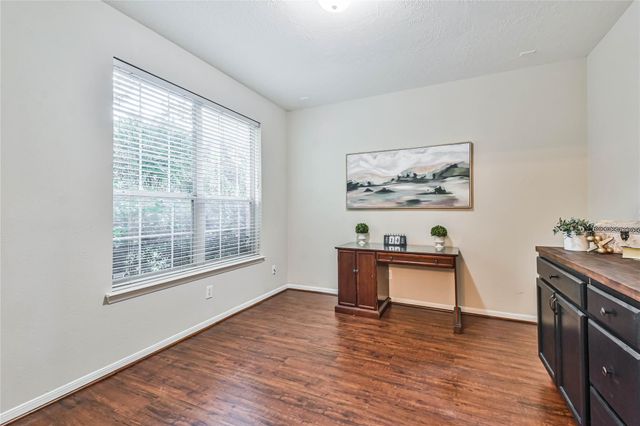 109 N Acacia Park Circle, The Woodlands, TX 77382