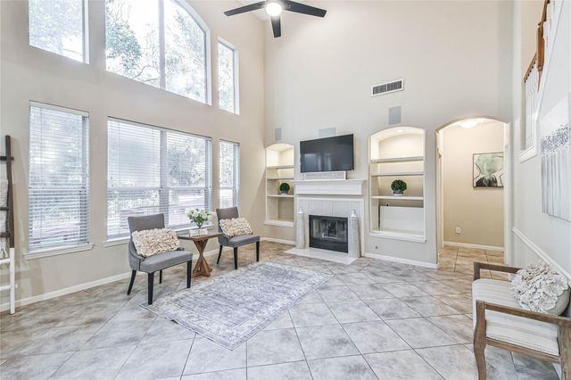 109 N Acacia Park Circle, The Woodlands, TX 77382