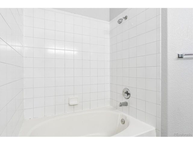 7388 S Alkire St 305, Littleton, CO 80127
