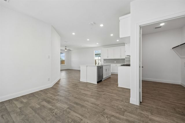 807 Sicily Boulevard, Princeton, TX 75407