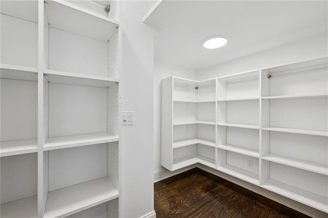 216 Haralson NE Lane, Atlanta, GA 30307