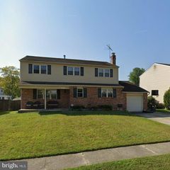 12 MARTIN DR, Newark, DE 19713