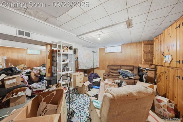 25675 Barbara Street, Roseville, MI 48066