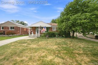 25675 Barbara Street, Roseville, MI 48066