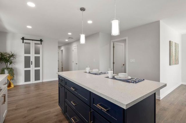 7102 San Bartolo St 11, Carlsbad, CA 92011