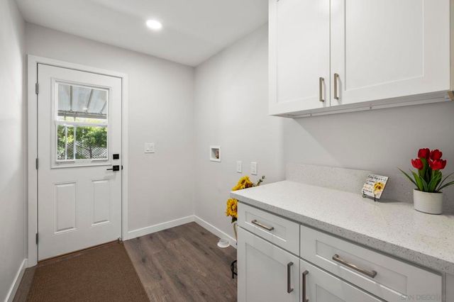 7102 San Bartolo St 11, Carlsbad, CA 92011