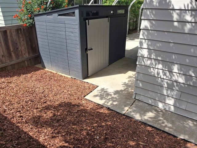 7102 San Bartolo St 11, Carlsbad, CA 92011