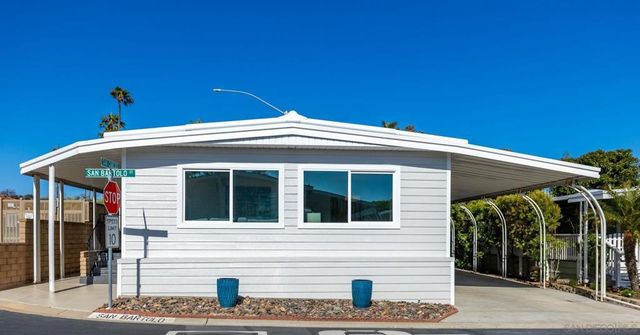 7102 San Bartolo St 11, Carlsbad, CA 92011