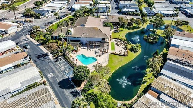 7102 San Bartolo St 11, Carlsbad, CA 92011