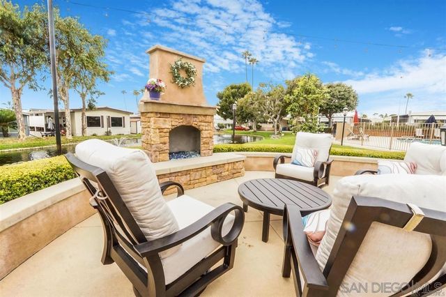 7102 San Bartolo St 11, Carlsbad, CA 92011