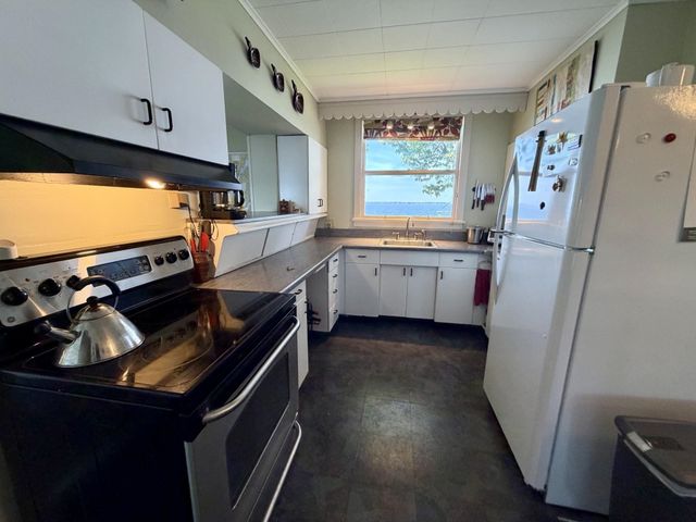 250 Maquam Shore Road, Swanton, VT 05488