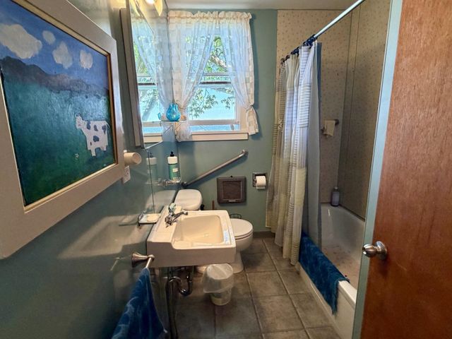 250 Maquam Shore Road, Swanton, VT 05488