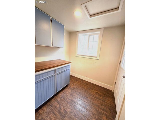 200 N HUMBOLT St, Canyon City, OR 97820