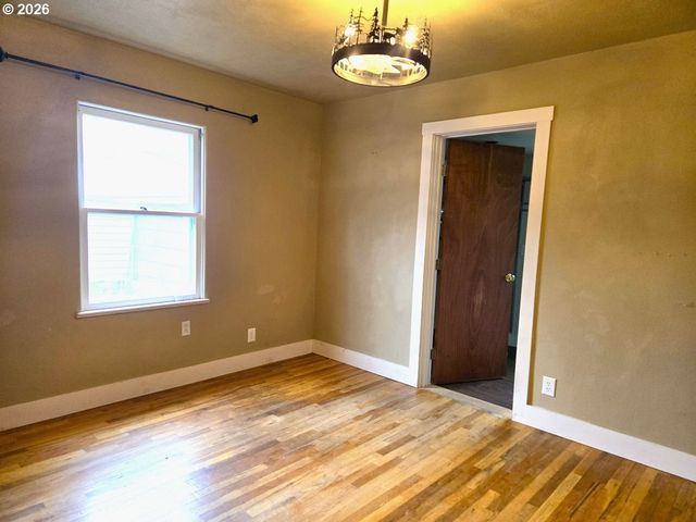 200 N HUMBOLT St, Canyon City, OR 97820