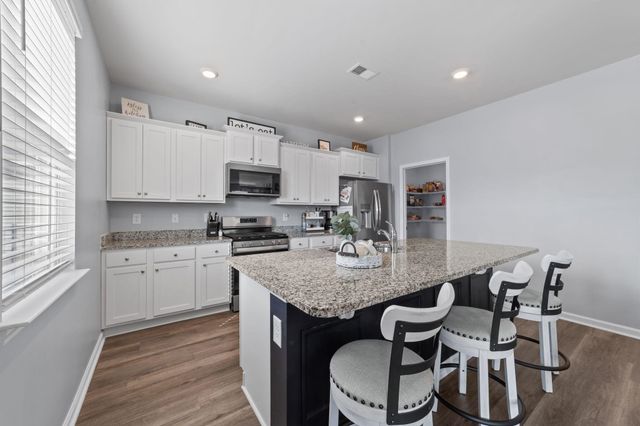 1098 Ridgeford Dr., Conway, SC 29526