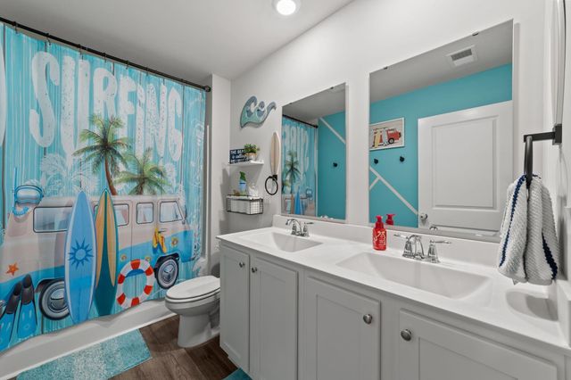 1098 Ridgeford Dr., Conway, SC 29526