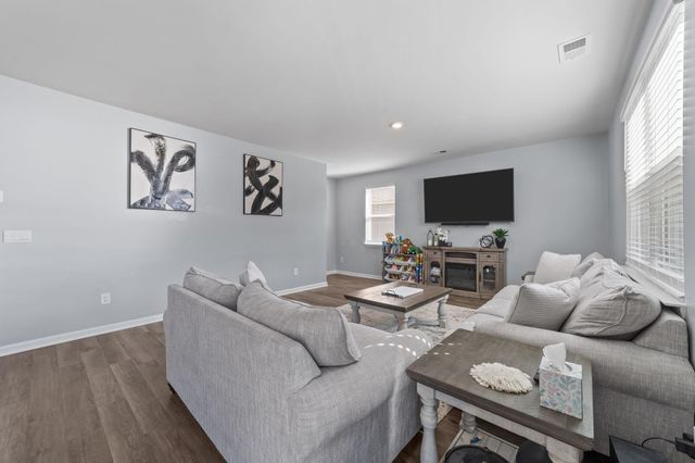 1098 Ridgeford Dr., Conway, SC 29526