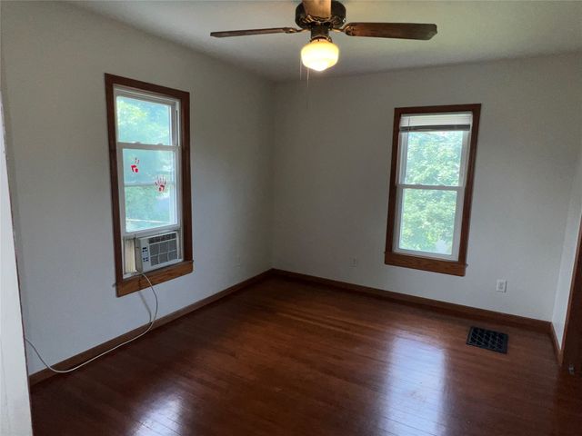 309 E State Street, Baxter, IA 50028