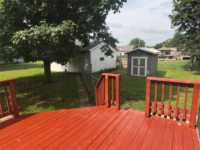 309 E State Street, Baxter, IA 50028