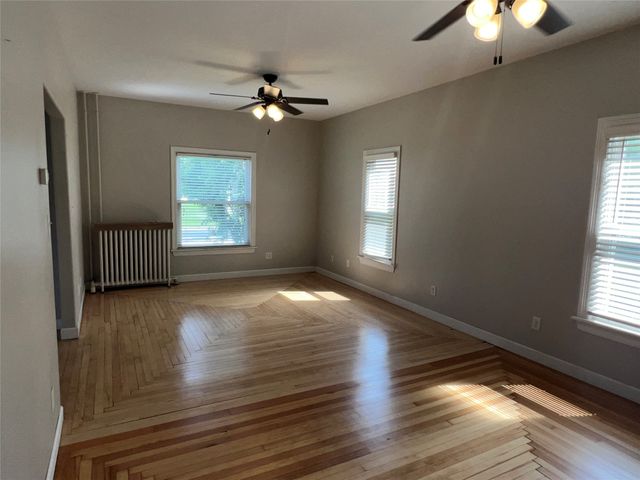 309 E State Street, Baxter, IA 50028