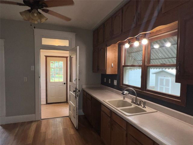309 E State Street, Baxter, IA 50028